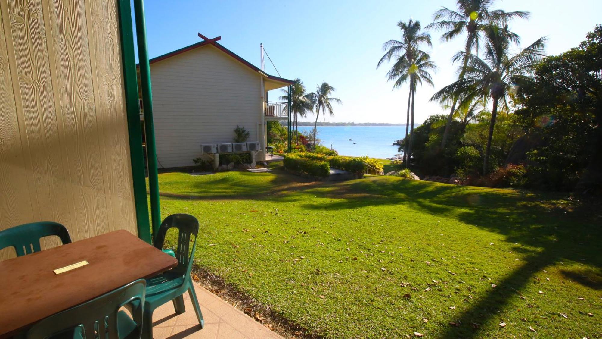 Whitsunday Sands Resort Bowen Exteriör bild